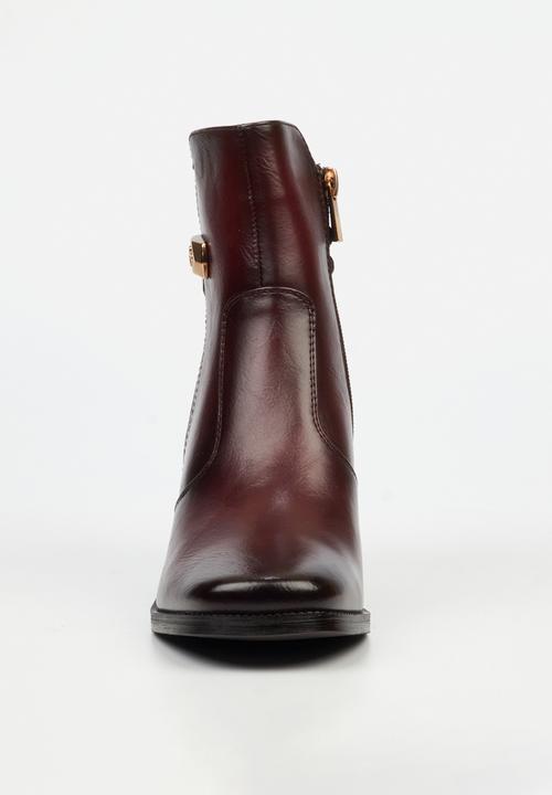 Butterfly Feet - Nikah 2 boot - burgundy