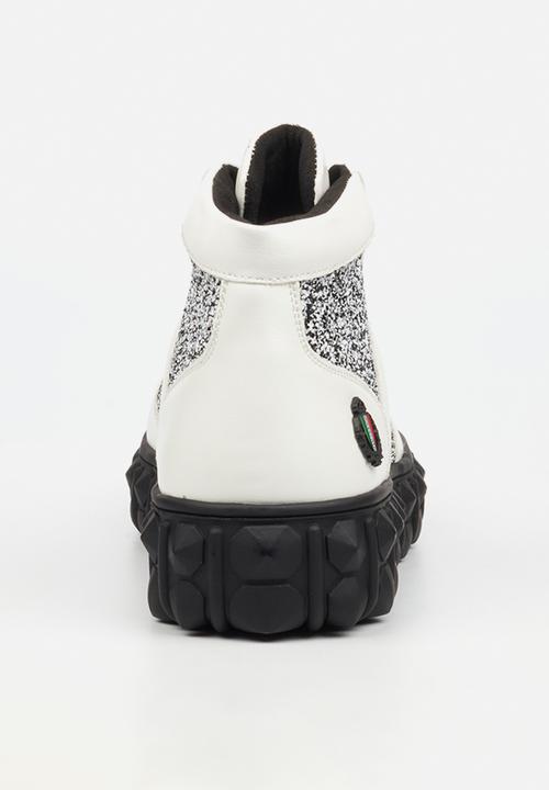 MAZERATA - PIGALE 12 - White