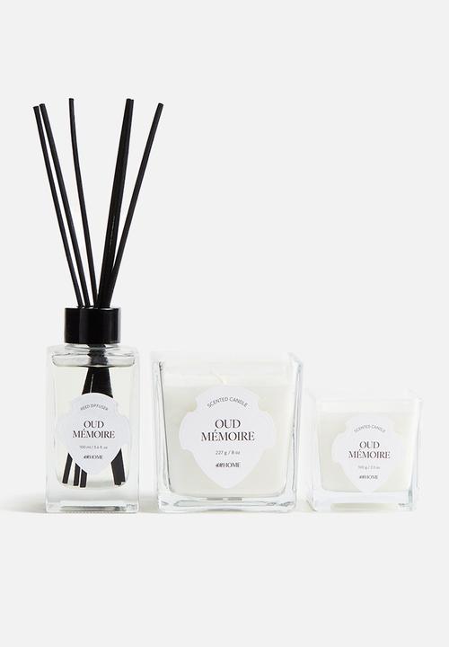H&M - Scented candle in glass holder - oud mémoire