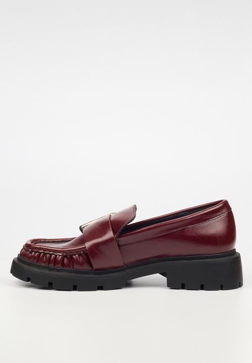 Butterfly Feet - Plush 2 loafer  - burgundy