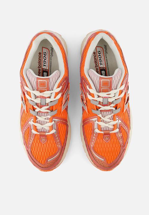 New Balance  - U1906R v1