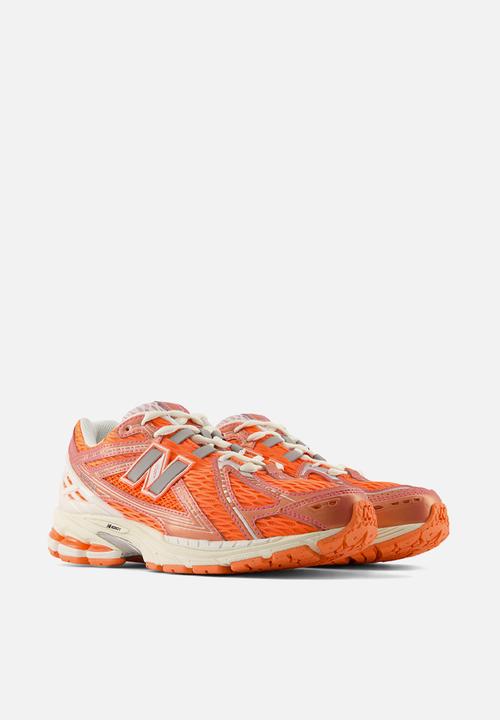 New Balance  - U1906R v1