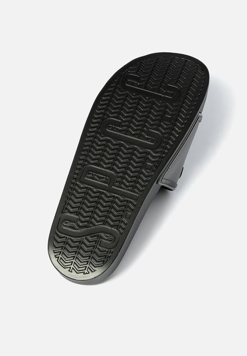 S.P.C.C - Packham Slider - Dunetella
