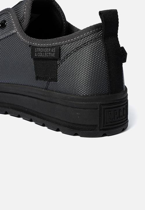 S.P.C.C - Surge Delta - Black/Charcoal