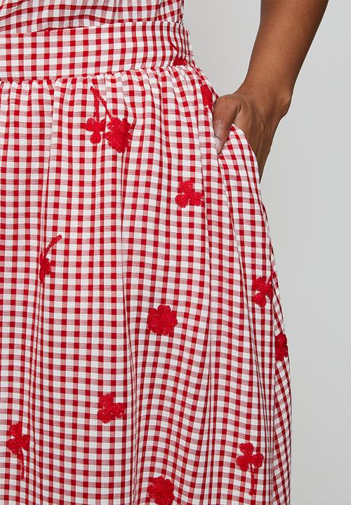 Me&B - Plus Embroidered Gingham Skirt - Red