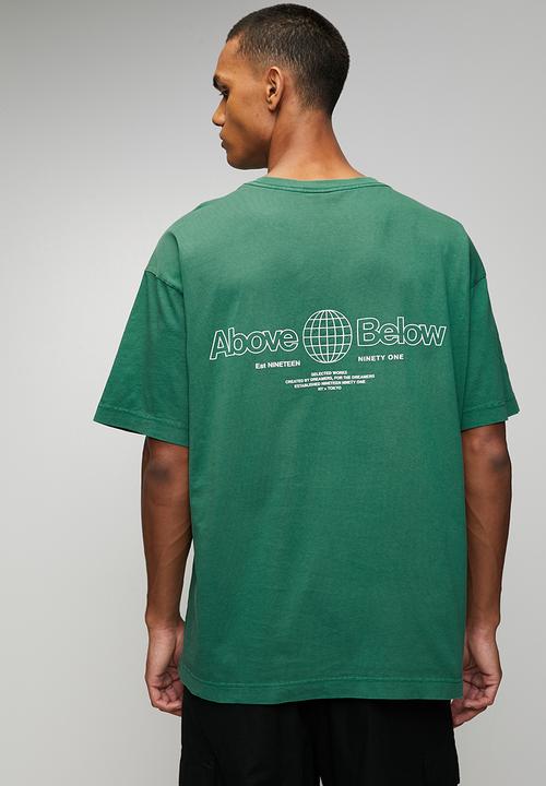 Box Fit Text T-Shirt - Emerald / Above 1991