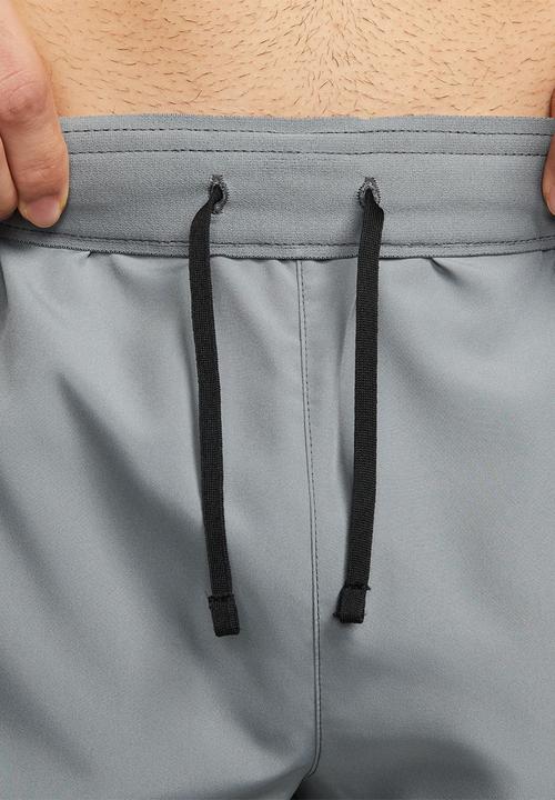 Nike - Nike Challenger Dri-FIT 7" Unlined Running Shorts