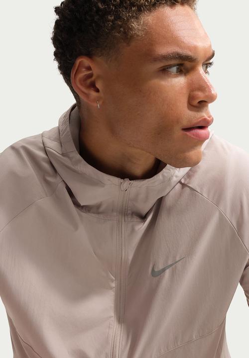 Nike - Miler  Repel Running Jacket - Stone