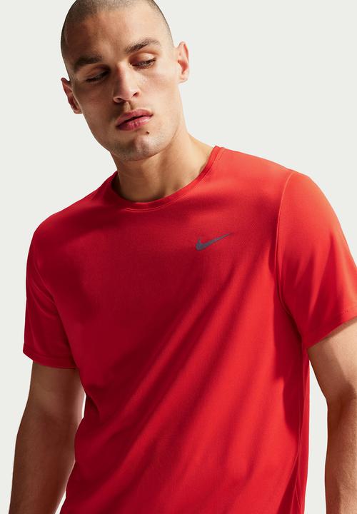 Nike - Miler  Dri-FIT UV Short-Sleeve Running Top - Red/Refelctive