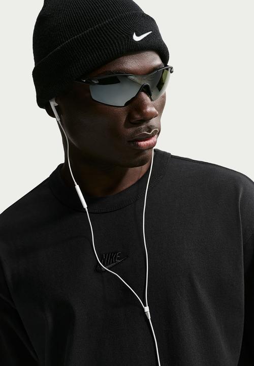 Nike - NSW Premium Essentials Sust T-Shirt- Black