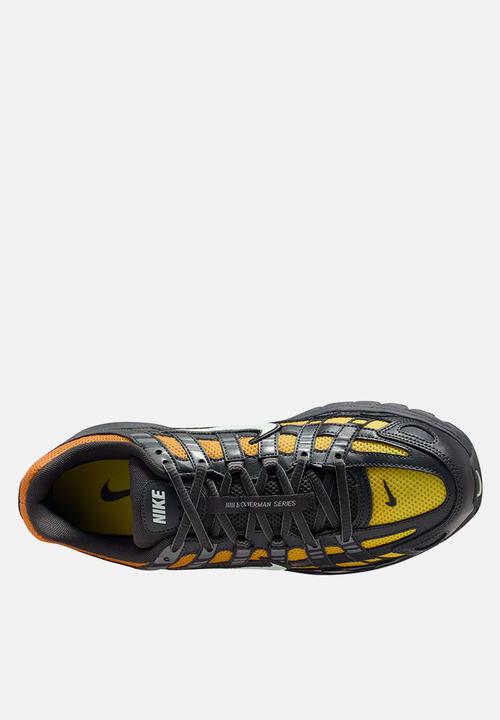 Nike - Nike P-6000