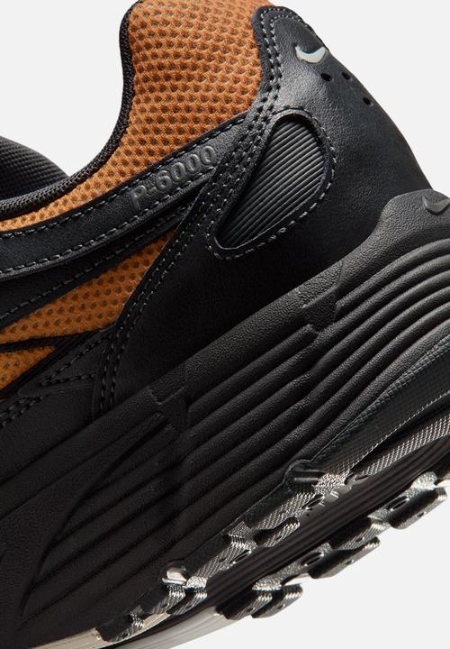 Nike - Nike P-6000