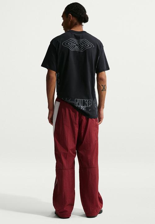 Nike - NSW LSE REFLECTIVE CYCLE Tee - Balck