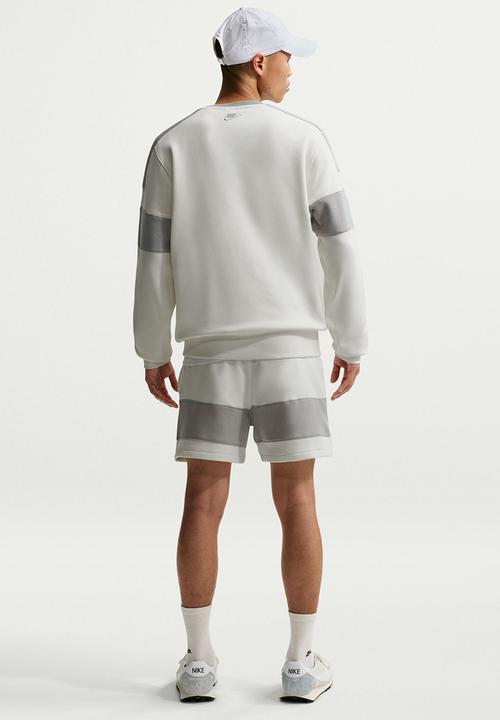 Nike - NSW Club BB Just Do It Crew Sweatshirt - Lt Grey