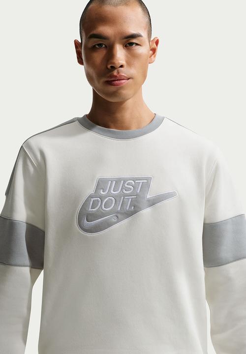 Nike - NSW Club BB Just Do It Crew Sweatshirt - Lt Grey