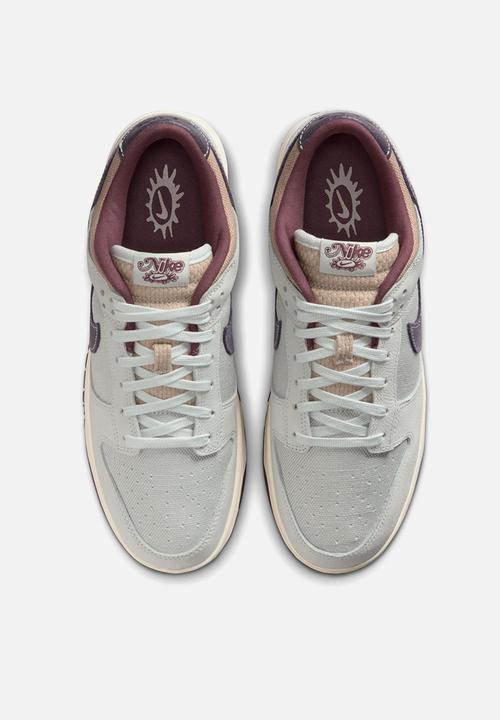 Nike - Nike dunk low retro se 