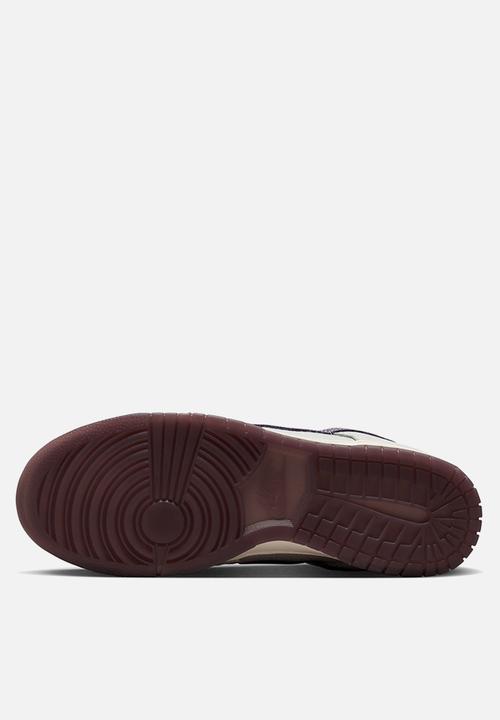 Nike - Nike dunk low retro se 