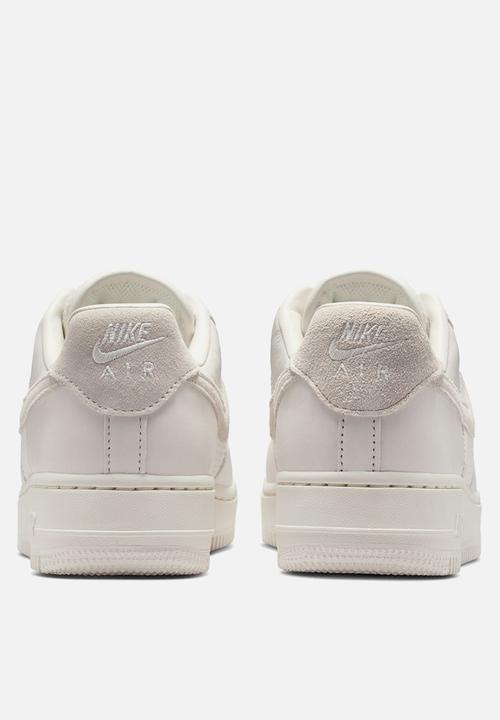 Nike - Nike Air Force 1 '07