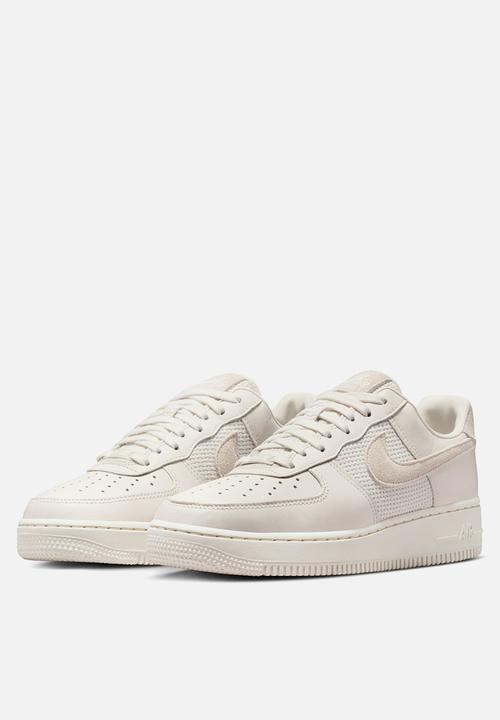Nike - Nike Air Force 1 '07