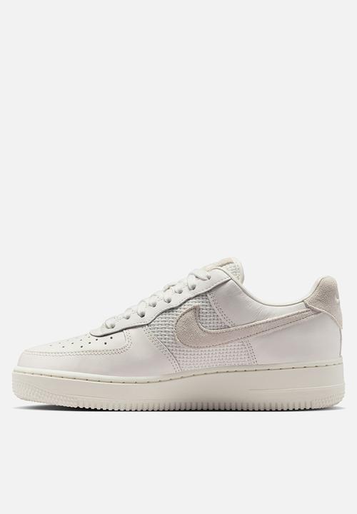 Nike - Nike Air Force 1 '07