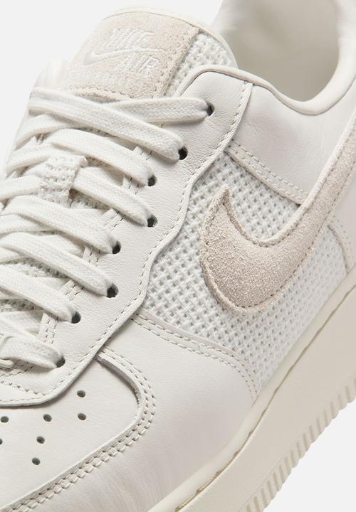 Nike - Nike Air Force 1 '07