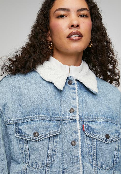 Levi’s® - 90s Sherpa trucker za - morning sunlight