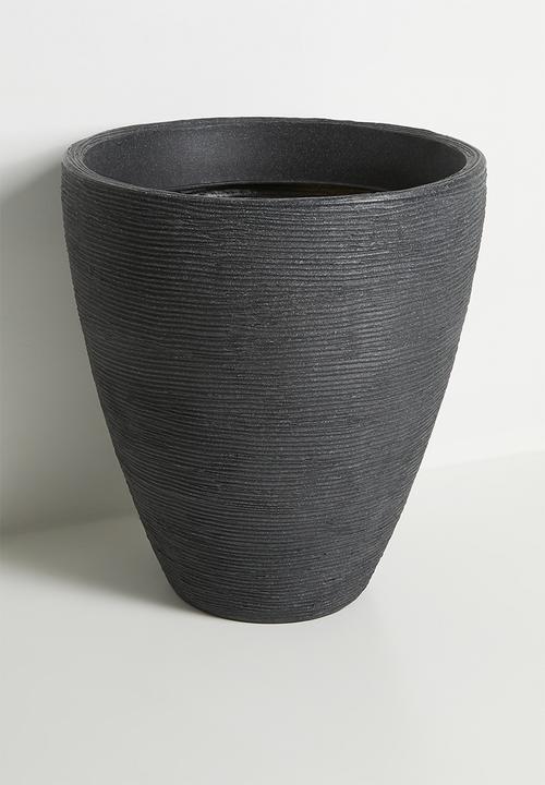 H&S - Ribbed Tall Planter - Black