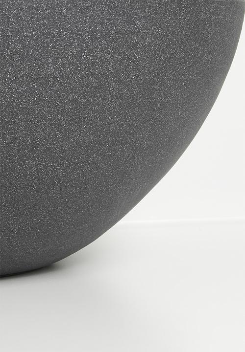 H&S - Ikebana planter - Black