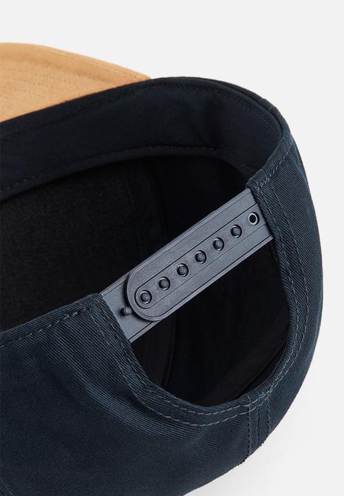 H&M - Cap with an appliqué - blue,multi