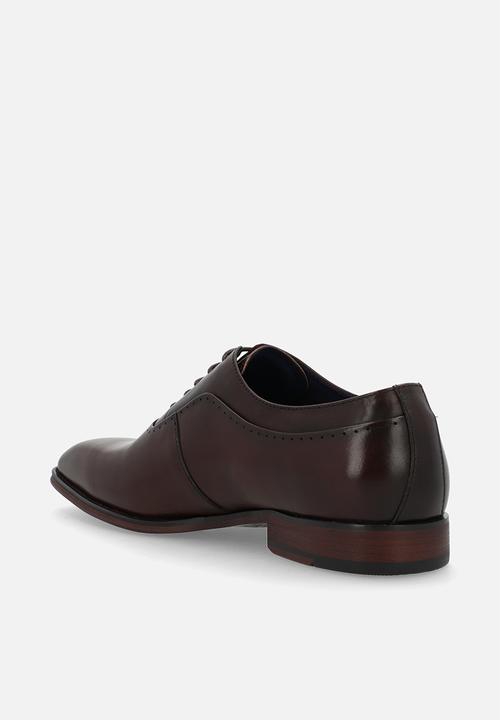 POLO - Perforated Oxford Lace Up - Brown