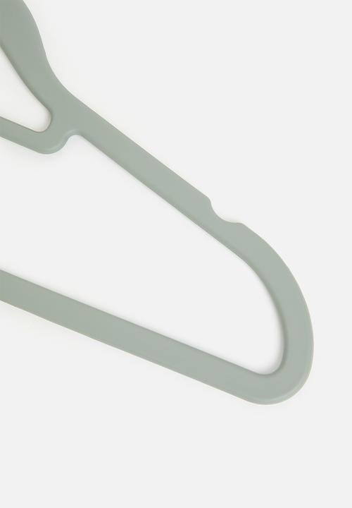 H&S - Rubber Coated Clothes Hanger Set Of 5 - Grey