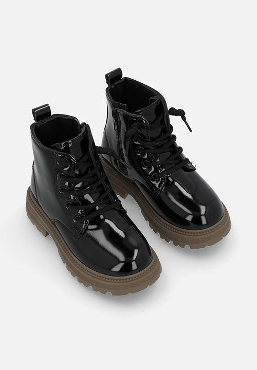 Pop Candy - Glossy faux leather lace-up boots - black