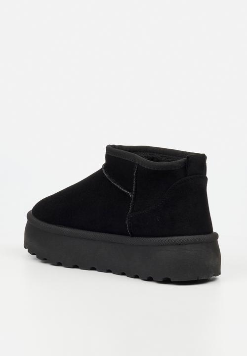 Miss Black - Bae 9 gold zip fur ankle boot - black
