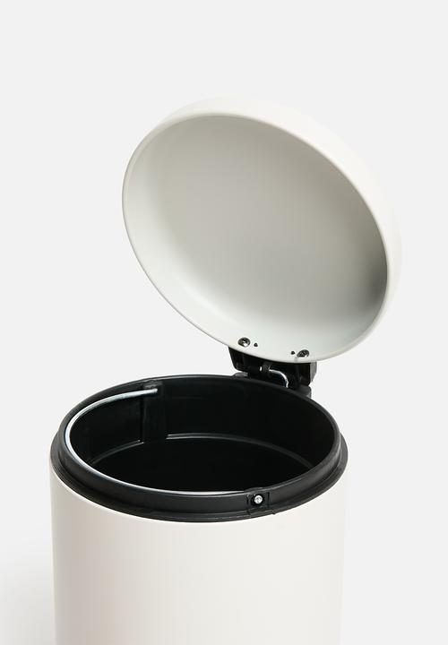 Bathroom Solutions - 3L Pedal Bin - Cream