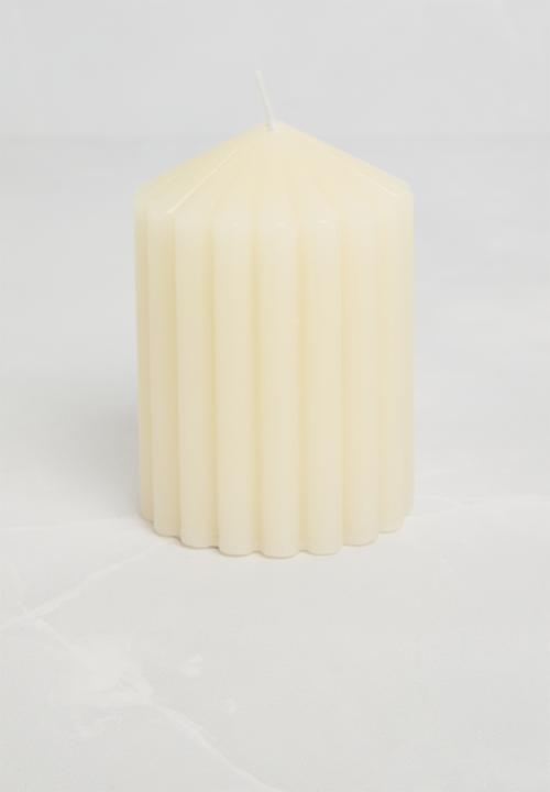 Reeded Pillar Candle - Ivory