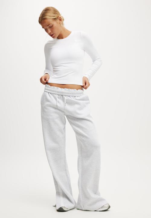 Cotton On - Ultra Soft Fitted Long Sleeve Top - White