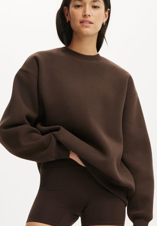 Cotton On - Plush Crew Sweatshirt - French Roast