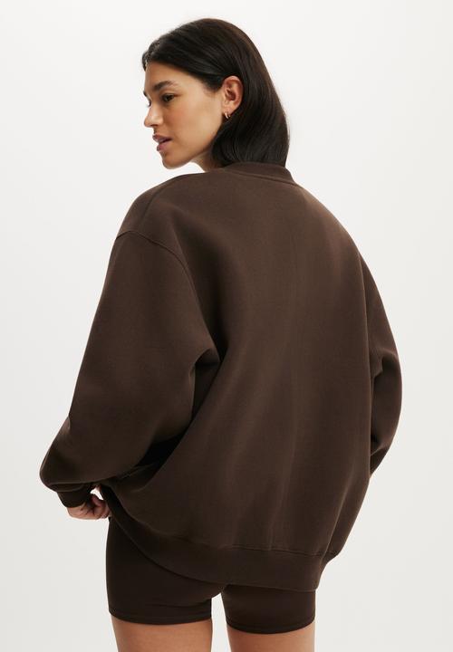 Cotton On - Plush Crew Sweatshirt - French Roast