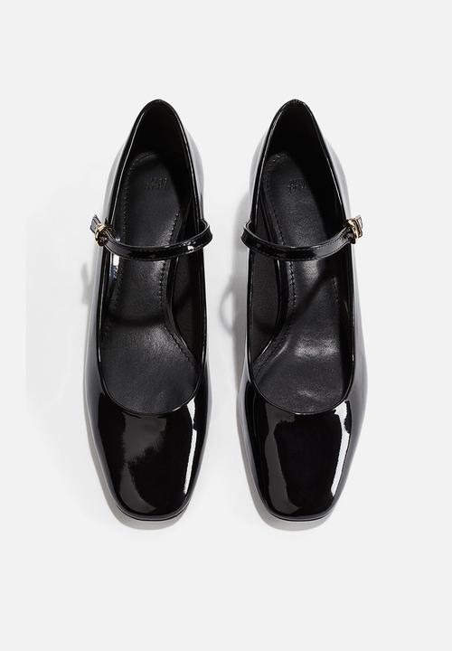 H&M - Patent mary janes - black