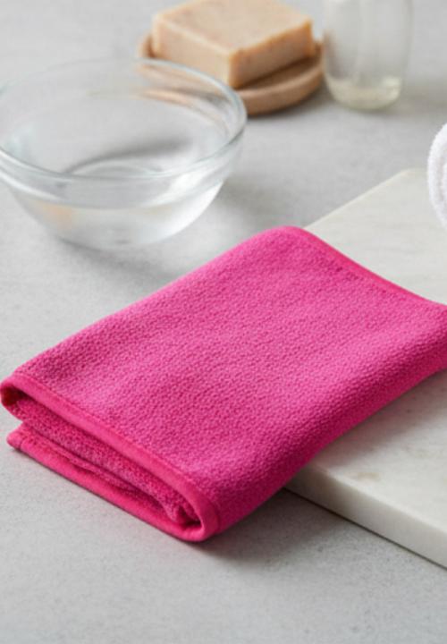 Glam Beauty - Large Magic Make Up Remover 2 Piece Set - Hot Pink
