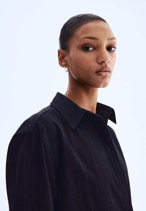 H&M - Oversized shirt - navy blue pinstriped