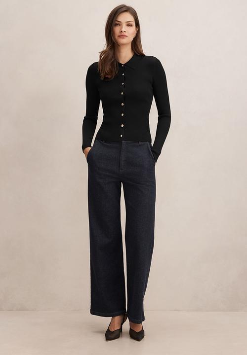 Forever New - Selina ribbed knit polo top in black