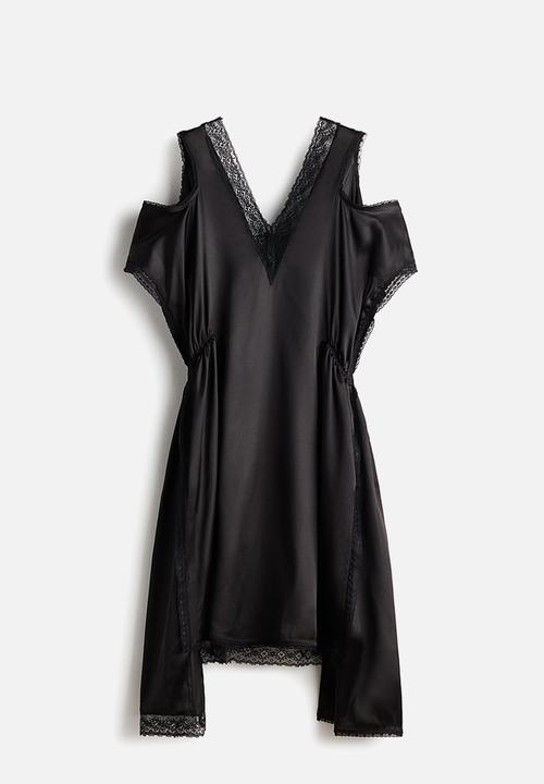 H&M Studio: Lace-trimmed satin dress - black - 1328957001