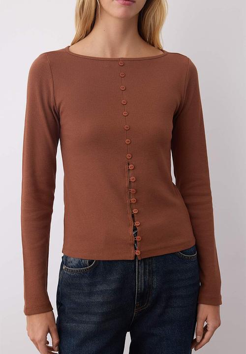 Trendyol - Button Detailed Crew Neck Ribbed Stretchy Regular Size Knitted Blouse - Brown