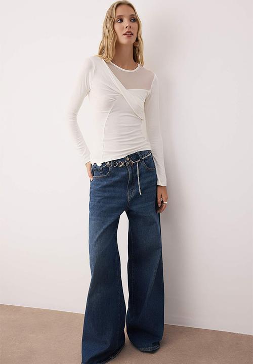 Trendyol - Collar Detailed Fitted/Slim Fit Knitted Blouse - Ecru