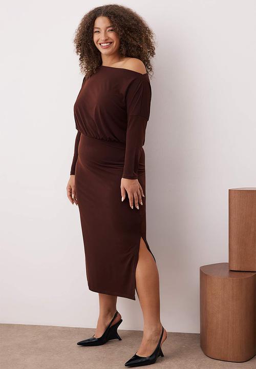 Trendyol - Straight Asymmetric One Sleeve Waist Fitted Stretch Midi Knitted Dress - Brown