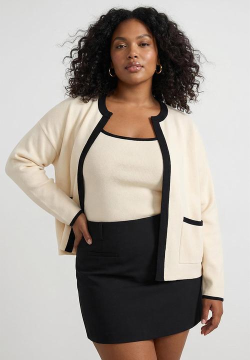 Trendyol - Stripe Detailed Knitwear 2-Piece Blouse-Cardigan Set - Ecru