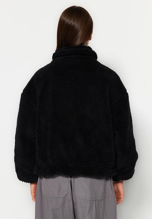 Trendyol - Plush Oversize Jacket with Zipper - Black