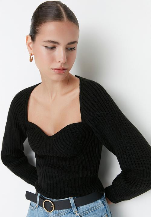 Trendyol - Crop Heart Collar Knitwear Sweater - Black