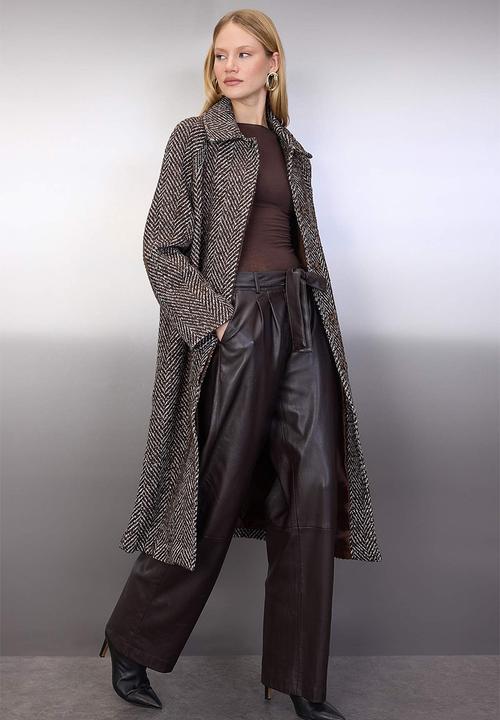 Trendyol - Fur Detailed Houndstooth Mono Closure Oversize Long Cashmere Coat - Brown